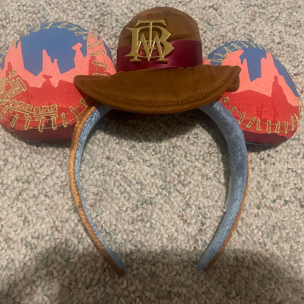 Big thunder rail road ears